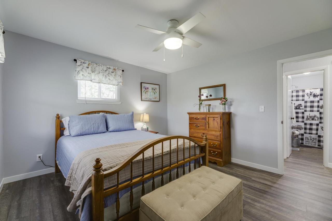 Cozy Kentucky Retreat - Deck, Near Ark Encounter! Villa Dry Ridge Bagian luar foto
